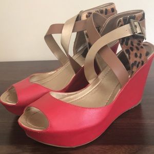 Kenneth Cole Reaction Wedges